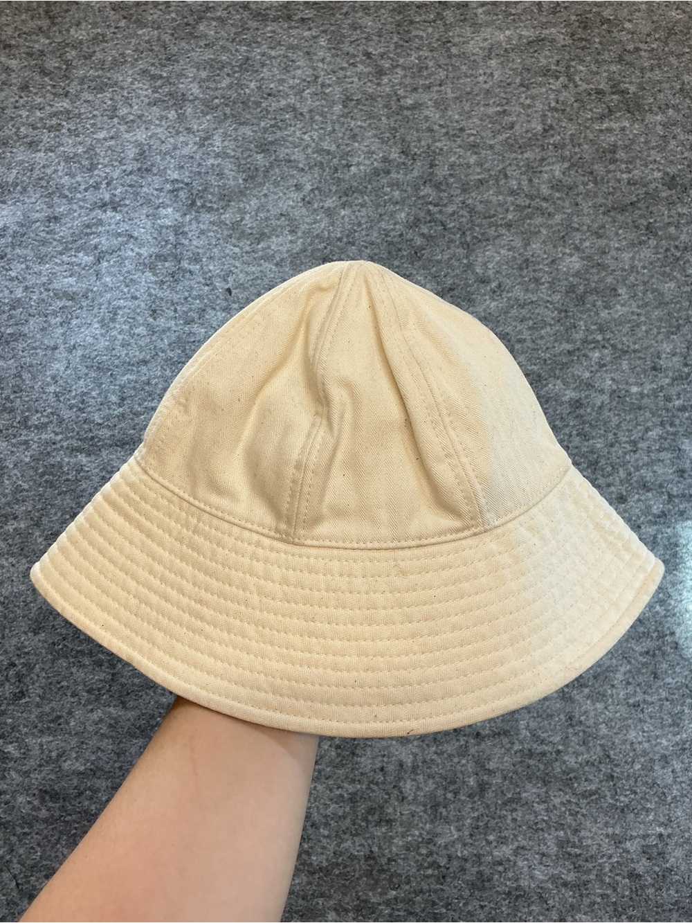 Jil Sander Cream Canvas Bucket Hat with Brim Stitching Size XS